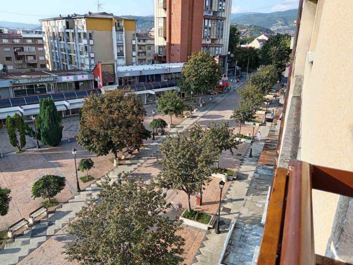 Red Square Apartment Pirot Kültér fotó